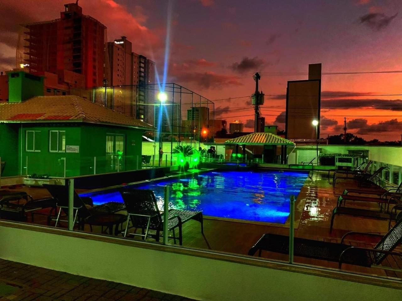 Liara Picarras: Praia, Beto Carrero E Muito Mais المظهر الخارجي الصورة